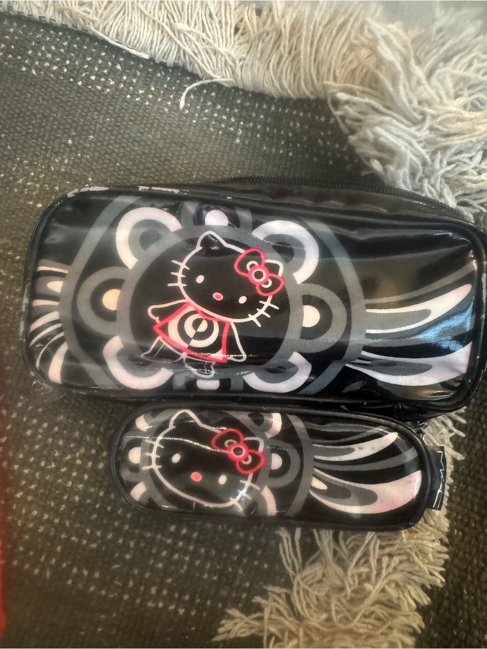 2008 Hello Kitty X MAC Cosmetics Bag Set - Black with Pink Accents